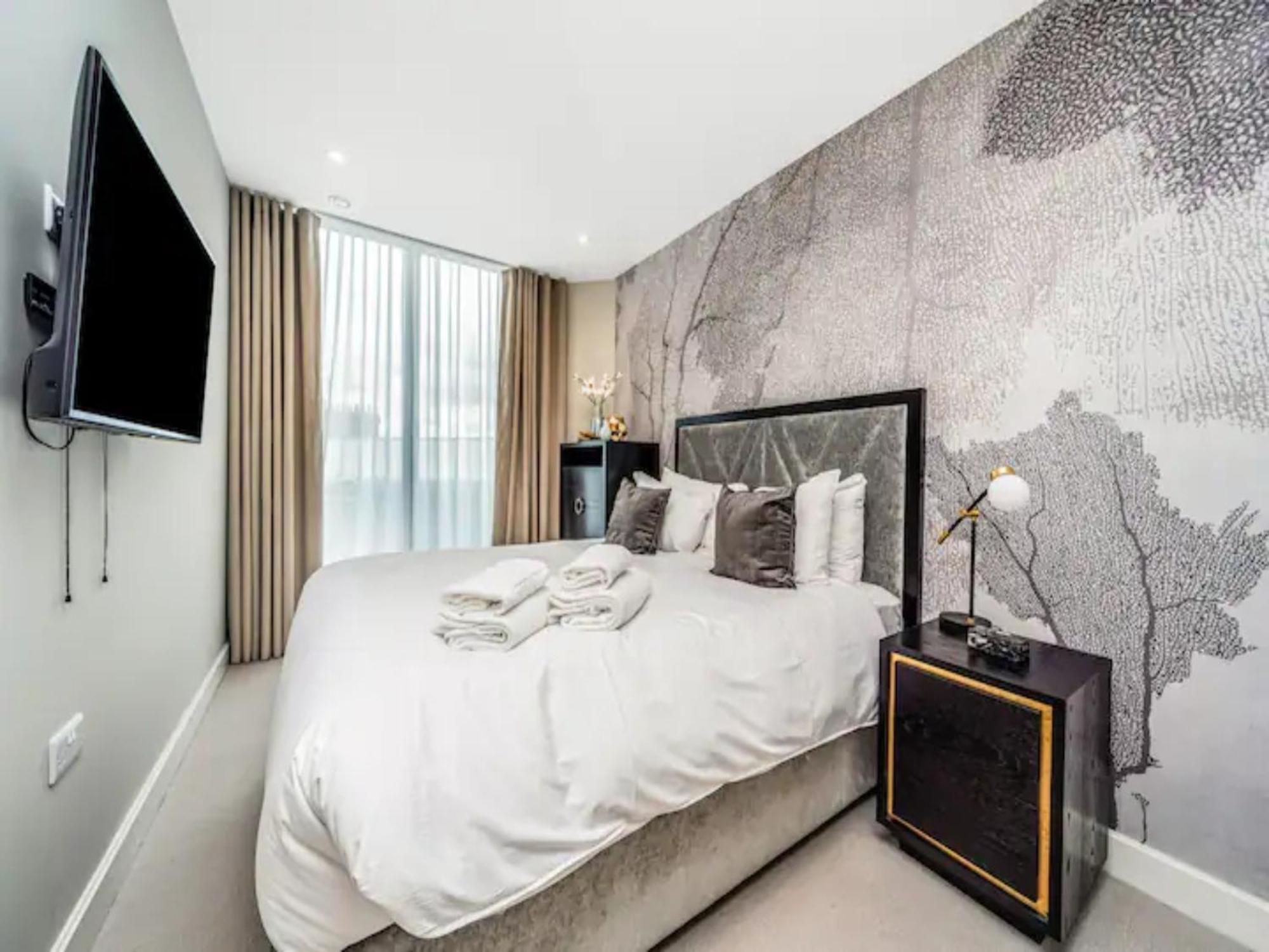 Pass The Keys Penthouse Oasis In Trendy Fulham Apartment London Exterior photo