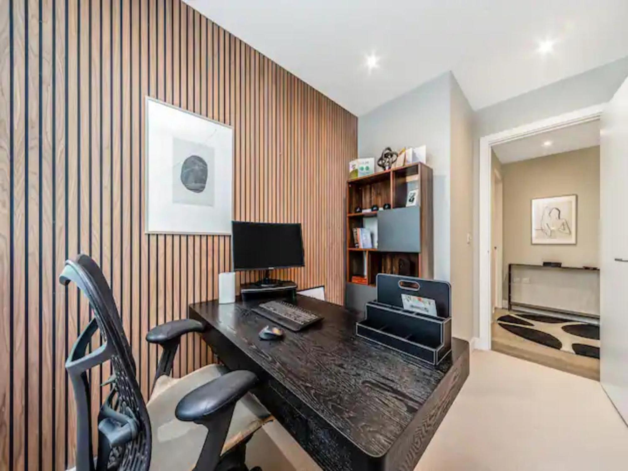 Pass The Keys Penthouse Oasis In Trendy Fulham Apartment London Exterior photo
